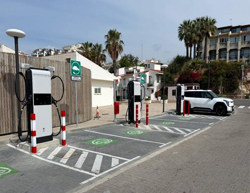 Wallbox deploys its first Supernova PowerRing fast-charging system in Europe